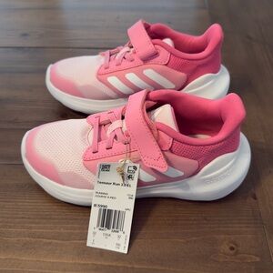 Adidas Tensaur Run 3.0 L (Little Kids Pink and White Sneakers Size 1)